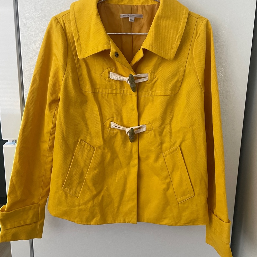 Gap Yellow Toggle Women's Jacket - image 1